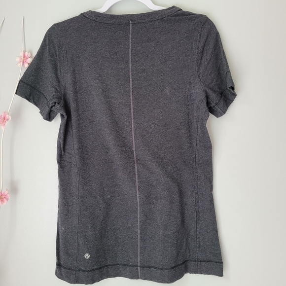 LULULEMON Short Sleeve Top - Picture 4 of 7